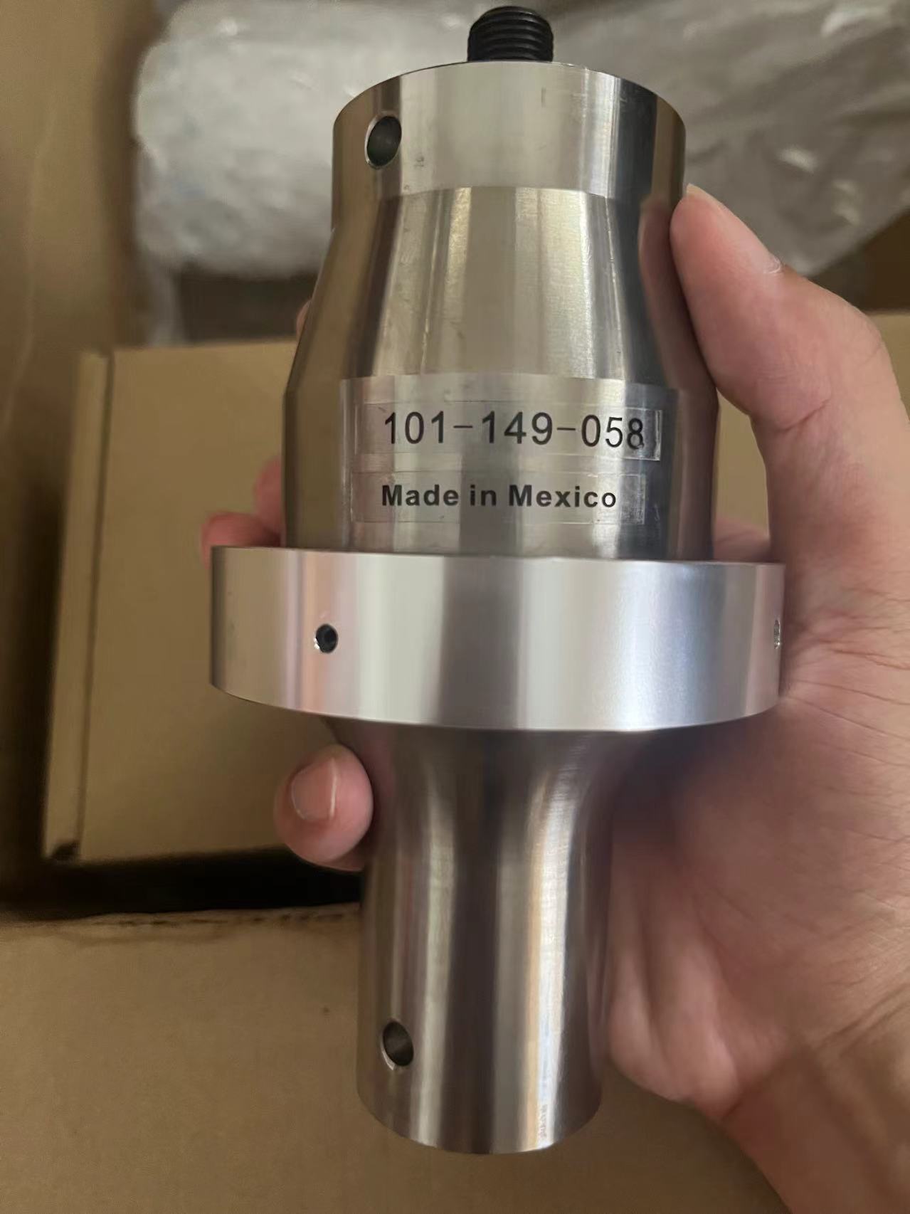 Branson Ultrasonic 101-149-058 Titanium 1:2.0 Silver Booster 20kHz
